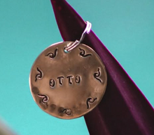 Cargar imagen en el visor de la galería, Malik Tag