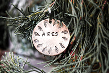 Cargar imagen en el visor de la galería, Ares tag
